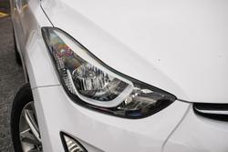 2014 Hyundai
Elantra Trophy
