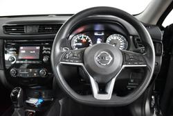2017 Nissan
X-TRAIL ST