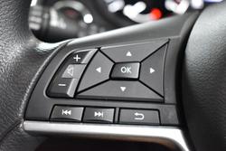2017 Nissan
X-TRAIL ST