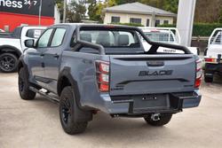 2025 Isuzu
D-MAX BLADE