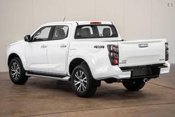2025 Isuzu
D-MAX LS-U+