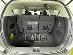 2025 Kia
                Carnival GT-Line