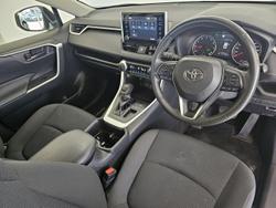 2022 Toyota
RAV4 GX