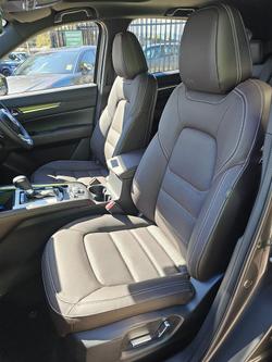 2025 Mazda
CX-5 G35 Akera