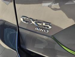 2025 Mazda
CX-5 G35 Akera