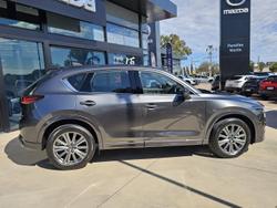2025 Mazda
CX-5 G35 Akera