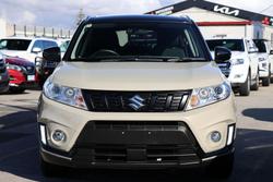 2024 Suzuki Vitara Shadow LY Series II Savannah Ivory