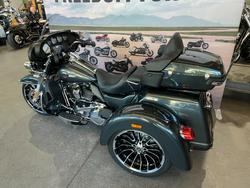 2025 Harley-davidson FLHTCUTG TRI GLIDE U/CLC 114 IRON HORSE METALLIC