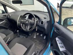 2011 Mitsubishi
Colt VR-X