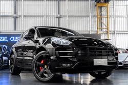 2015 Porsche
                Macan Turbo
