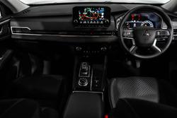 2024 Mitsubishi
Outlander LS