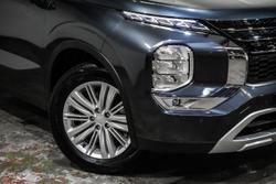 2024 Mitsubishi
Outlander LS