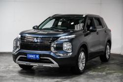 2024 Mitsubishi
Outlander LS