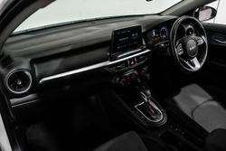 2024 Kia
                Cerato S