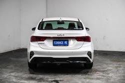2024 Kia
                Cerato S