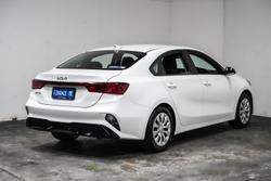 2024 Kia
                Cerato S