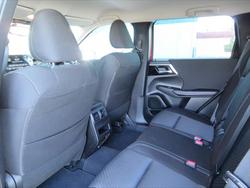 2023 MITSUBISHI
OUTLANDER LS 7 SEAT (AWD)