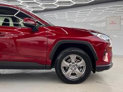 2022 Toyota
                RAV4 GX