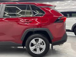 2022 Toyota
RAV4 GX