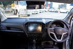 2024 Isuzu
D-MAX SX