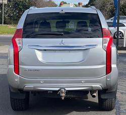 2016 Mitsubishi
                Pajero Sport GLX