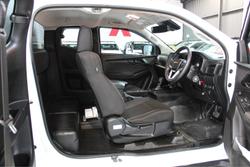 2022 Isuzu D-MAX SX MY22 4X4 Dual Range Mineral White