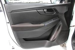 2022 Isuzu D-MAX SX MY23 4X4 Dual Range Mineral White
