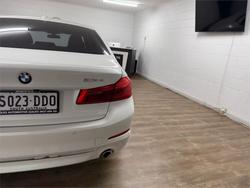 2017 BMW
5 Series 530i Luxury Line