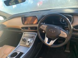2022 Hyundai
Santa Fe Highlander