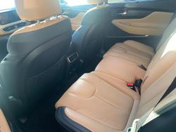 2022 Hyundai
Santa Fe Highlander