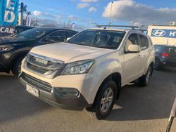 2017 Isuzu
                MU-X LS-M