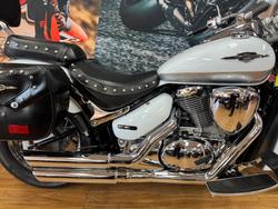 2013 Suzuki VL800T (BOULEVARD C50T) WHITE