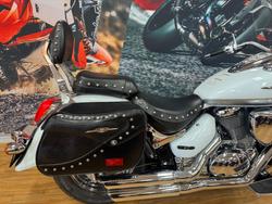 2013 Suzuki VL800T (BOULEVARD C50T) WHITE