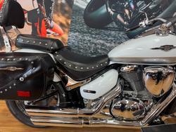 2013 Suzuki VL800T (BOULEVARD C50T) WHITE