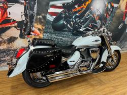 2013 Suzuki VL800T (BOULEVARD C50T) WHITE