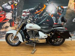 2013 Suzuki VL800T (BOULEVARD C50T) WHITE