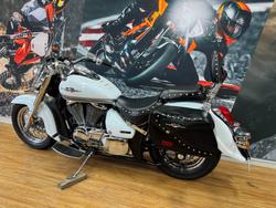 2013 Suzuki VL800T (BOULEVARD C50T) WHITE