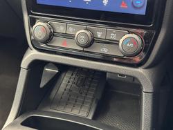 2024 Ford
Everest Sport
