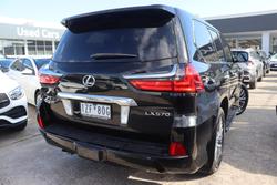 2016 Lexus
LX 570