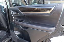 2016 Lexus
                LX 570
