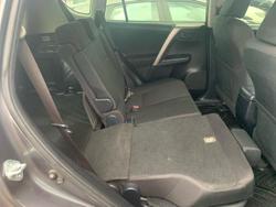 2015 Toyota
                RAV4 GX