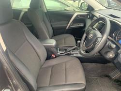 2015 Toyota
                RAV4 GX