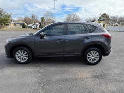 2014 Mazda
CX-5 Maxx Sport
