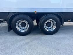 2025 Hino 500 Series FL2628 Auto White