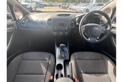 2015 Kia
Cerato S