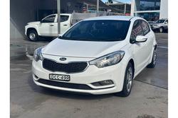 2015 Kia
Cerato S