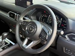 2025 Mazda
CX-5 G25 Akera