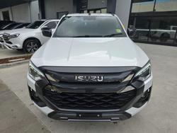2024 Isuzu
D-MAX X-TERRAIN