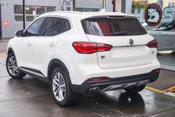 2022 MG
HS Essence X