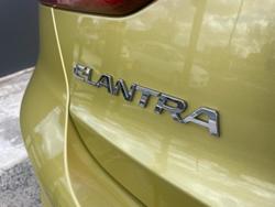 2017 Hyundai Elantra SR Turbo